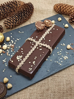 Una foto de Turrón sabor Ferrero Rocher 🍫