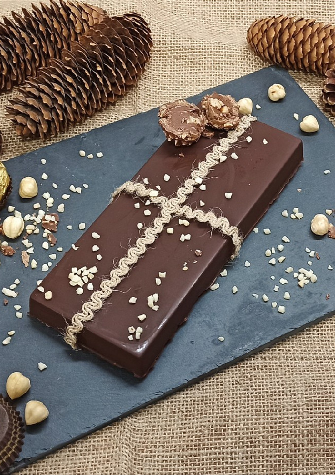 Una foto de Turrón sabor Ferrero Rocher 🍫