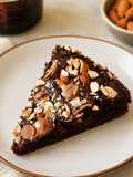 Kue Moka Almond