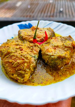 রুই সর্ষে (rui sorshe recipe in Bengali) রেসিপির প্রধান ছবি