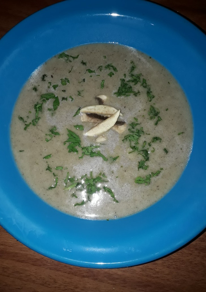 Una foto de Crema de champiñones