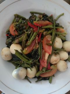 Foto resep Tumis Kangkung telor puyuh