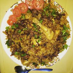 A picture of Chicken yakhini pulav.