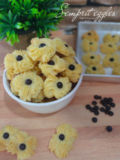 Foto resep Semprit eggles (tanpa telur)