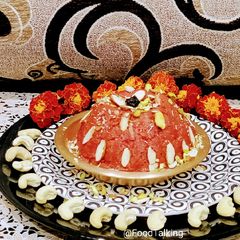 A picture of Gajar, Sakarkand Halwa/Carrot, Sweet Potato Halwa.