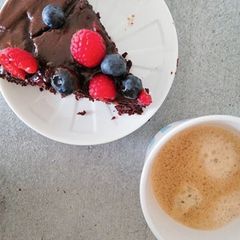 Vegan chocolate cake A picture of Vegan chocolate cake.