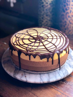 Una foto de Torta mousse de tres chocolates