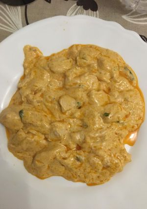 Una foto de Pollo al curry con nata