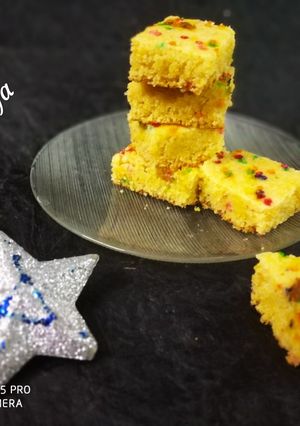 A picture of Cornmeal sugar sprinkle cake bytes.