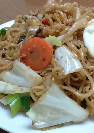 Foto resep Mie goreng instan TASTY