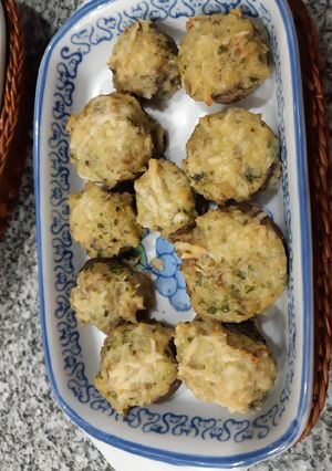 Una foto de Champiñones o Portobelos rellenos