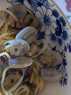 Una foto de Spaghetti con almejas