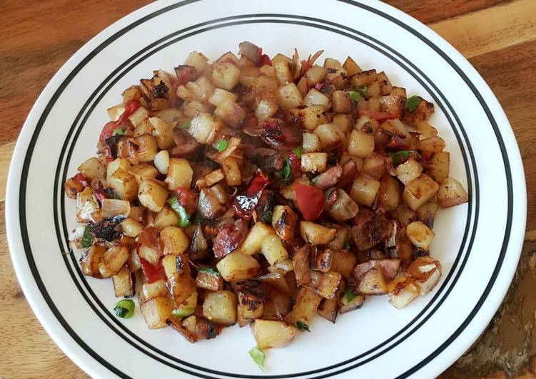 Bagaimana Membuat BREAKFAST SAUSAGE and POTATO yang Bikin Ngiler