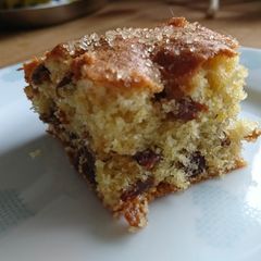 A picture of Sultana and orange traybake.