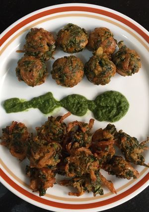 A picture of Cholai Pakoras.