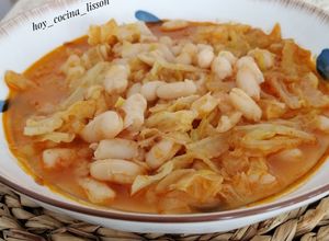 Foto principal de Alubias blancas con repollo