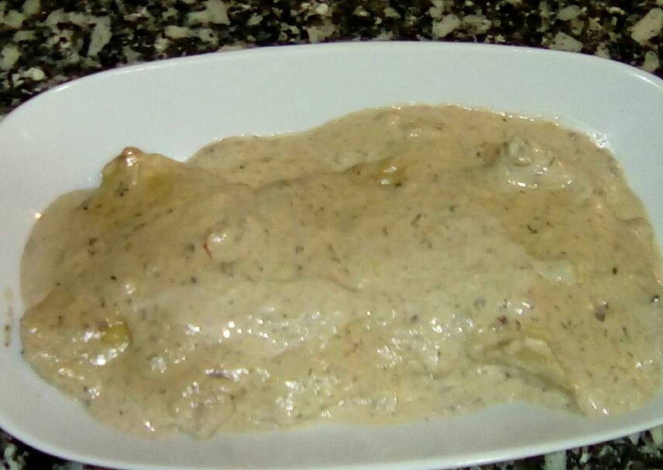 Raviolis de setas calabaza y nueces con salsa de puerros y chile