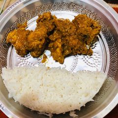A picture of Chicken gravy.