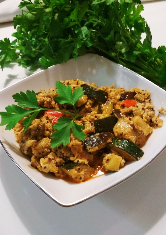 Una foto de Revuelto de pisto y quinoa