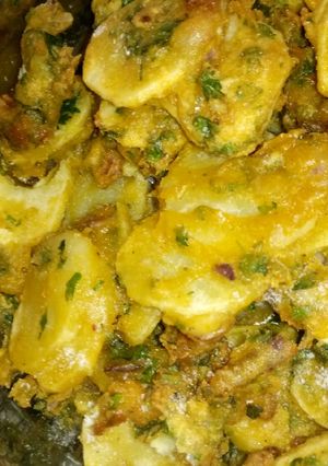 A picture of Potatoes Bhajia mwitu.