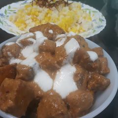 A picture of Paneer and soya korma.