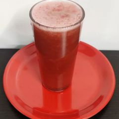 A picture of Watermelon juice.