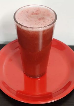 A picture of Watermelon juice.