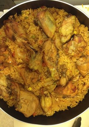 صورة لوصفة تمن أحمر بالدجاج