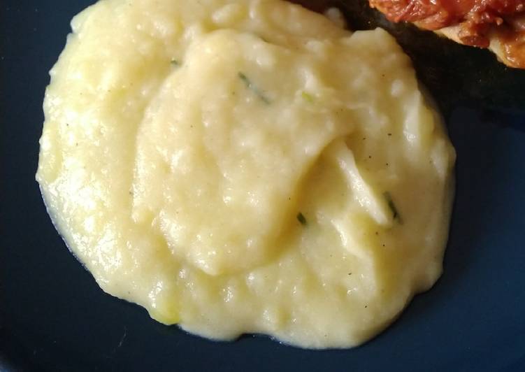 Purè all'aglio ed erba cipollina con instant pot