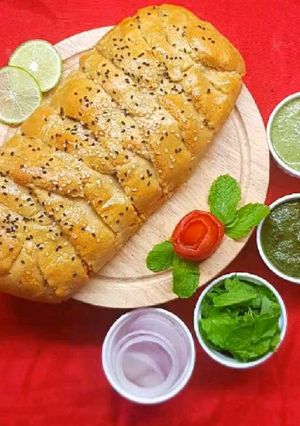 A picture of Sheekh Kabab Braided Bread.