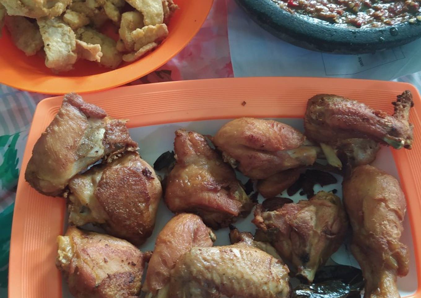 Ayam goreng