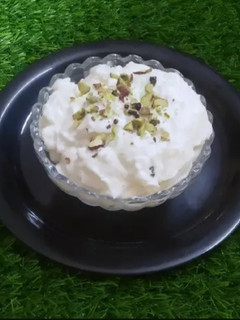 इलायची श्रीखंड (Elaichi shrikhand recipe in hindi) रेसिपी मुख्य फोटो