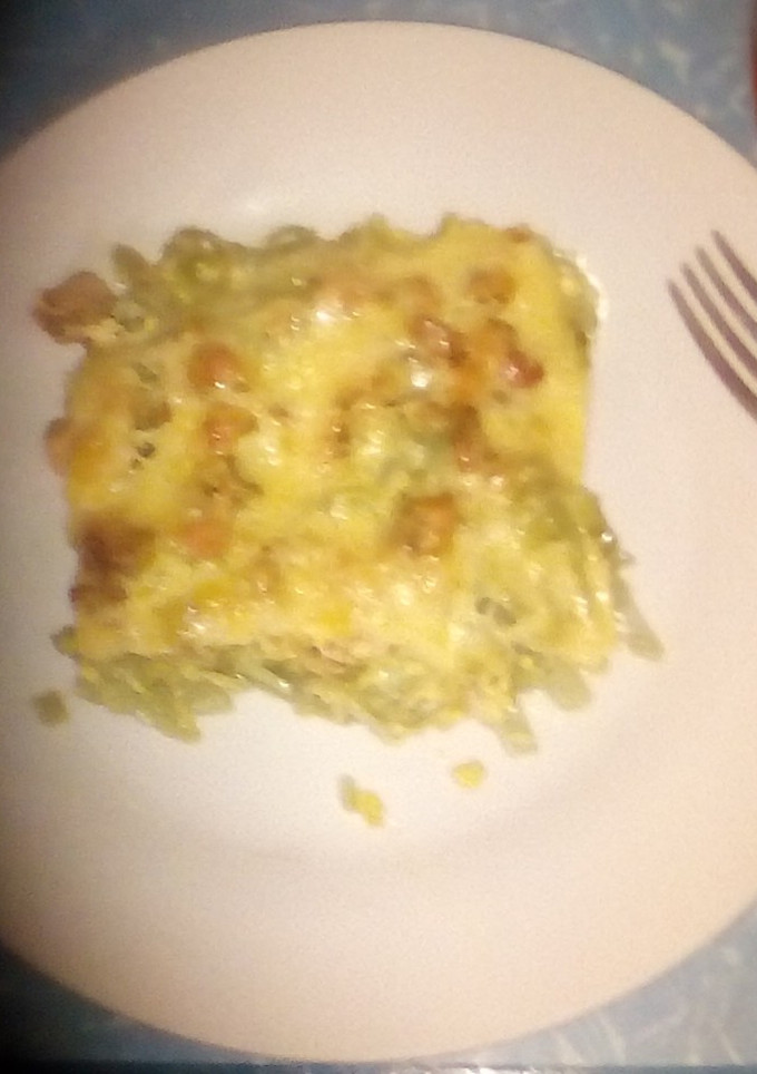 Una foto de Pastel de fideos y lomo de cerdo al horno!!!!💯🍝