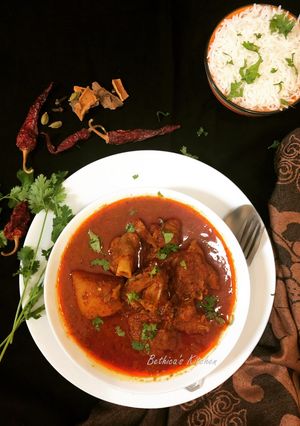 A picture of Goan Mutton Recheado / Red Mutton Curry.
