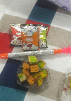 A picture of Holi cake.