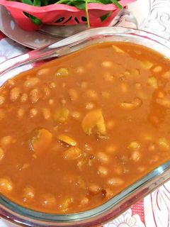 عکسی از دستور خوراک لوبیا چیتی و قارچ
