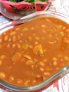 عکسی از دستور خوراک لوبیا چیتی و قارچ