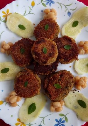 A picture of Chole Kabab.