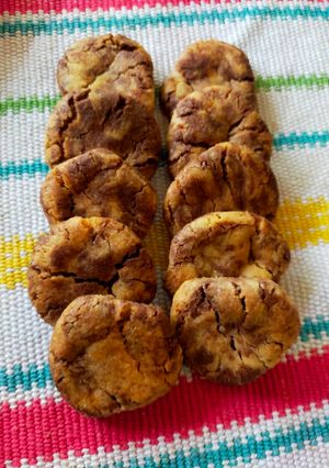 A picture of Marble Cookies.