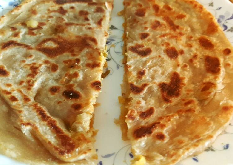 Recipe of Homemade Potato flat bread (Aloo Paratha)😊