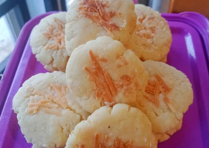 Eggless Cheese Cookies No Oven