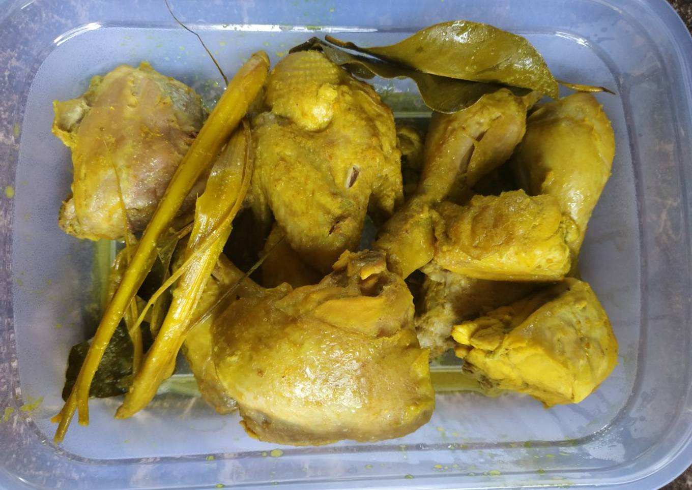 Ungkepan Ayam Goreng