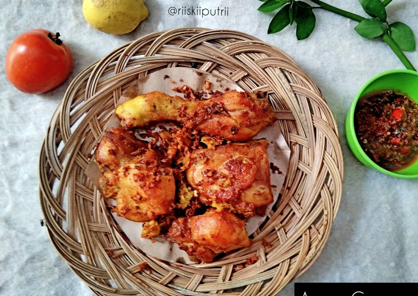 Ayam Goreng Lengkuas