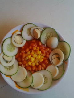 A picture of Bake beans salad.