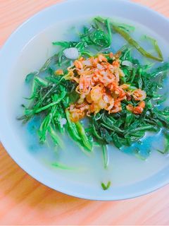 Hình của món Canh rau muống khoai sọ.
