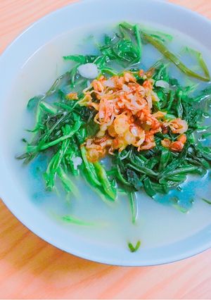 Hình của món Canh rau muống khoai sọ.