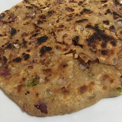 A picture of Onion paratha.