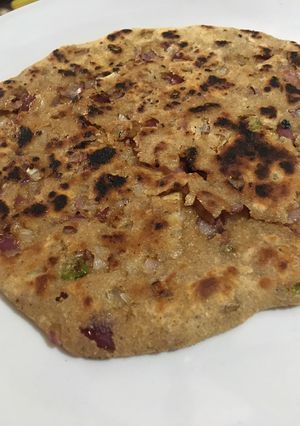 A picture of Onion paratha.