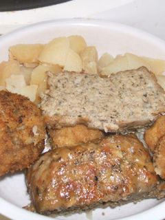 Sima fasírozott főtt burgonyával, ecetes szilvával recept fotója