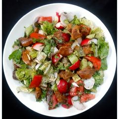 Fattoush A picture of Fattoush.